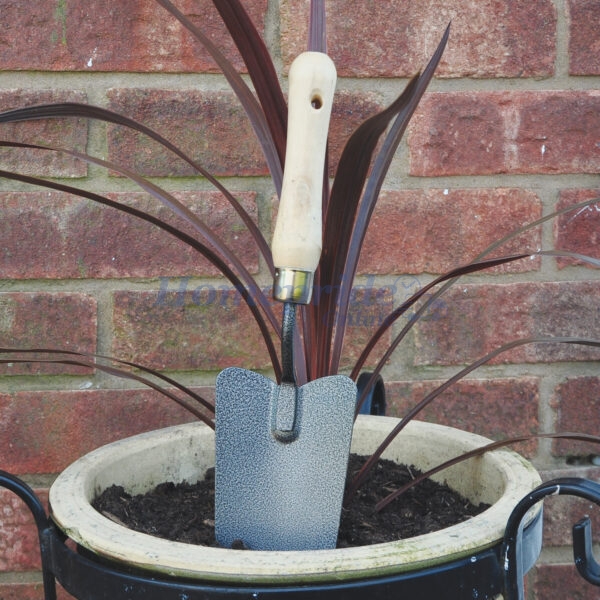 Homepride Online-Wooden Handled Hand Trowel